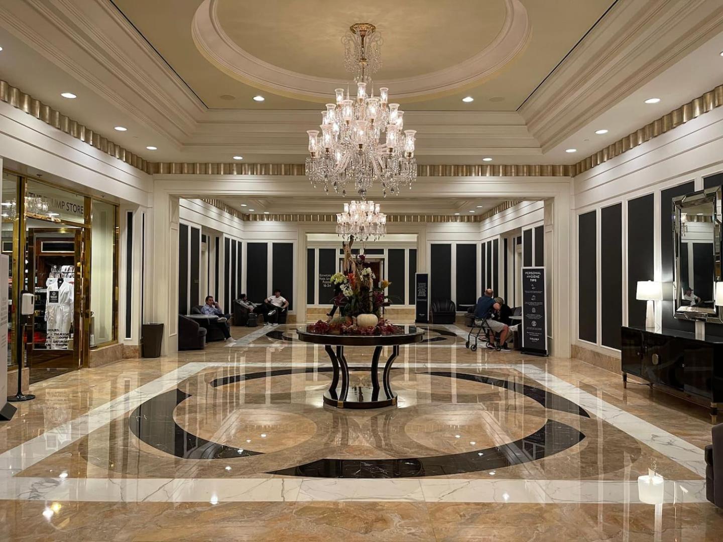 Five Star Trump Hotel No Resort And Cleaning Fees Λας Βέγκας Εξωτερικό φωτογραφία